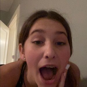 Meet your Posher, Camryn